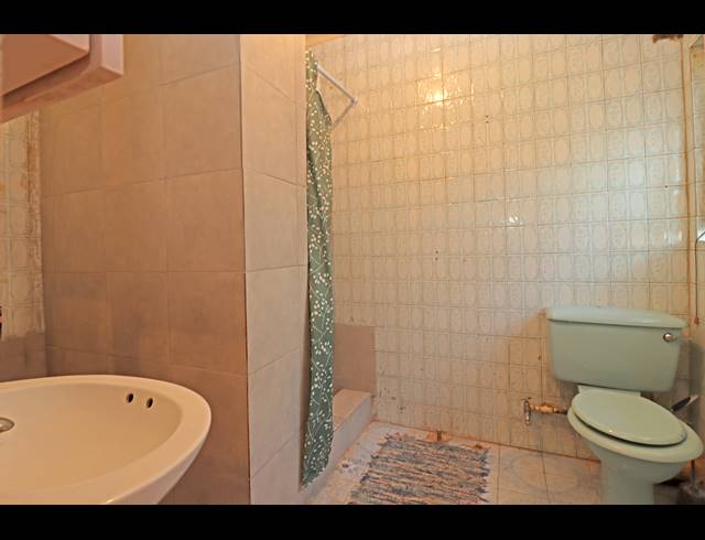 5 BEDROOM HOUSE FOR SALE IN ORANGE GROVE